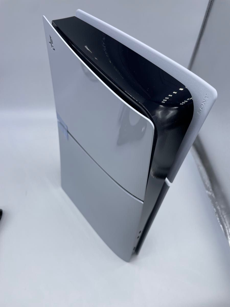 【美品】PS5  CFI-2000A ディスクドライブ搭載モデル