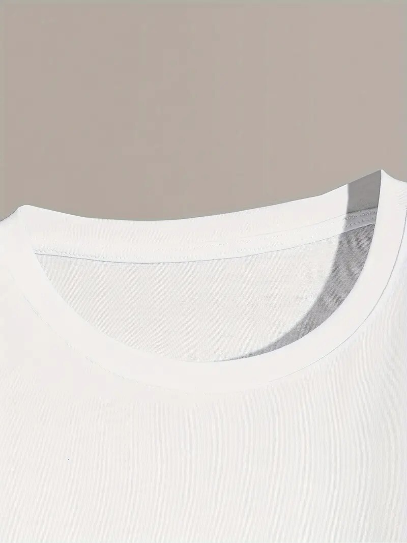 【Tシャツ】新品・未使用　XXLサイズ《クールラビット》ホワイト　グラフィックT　柔らかい素材