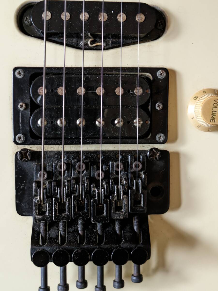 メーカー不明 デインキータイプギター HSH コイルタップ オフホワイトの画像5