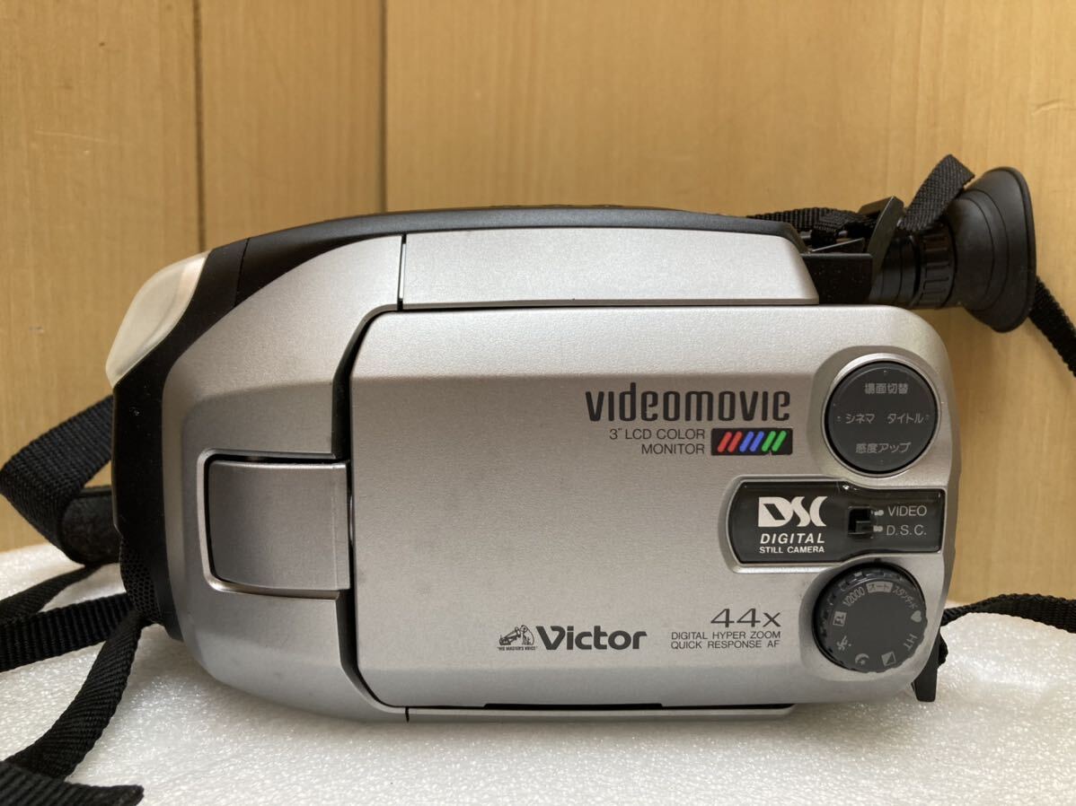 HY1521 ビデオカメラ Victor GR-AXM700 ／GR-DVM1／Panasonic NV-GS200／NV-S1／Kenko ケンコー DVS 2500HD ジャンク品現状品　0514_画像2