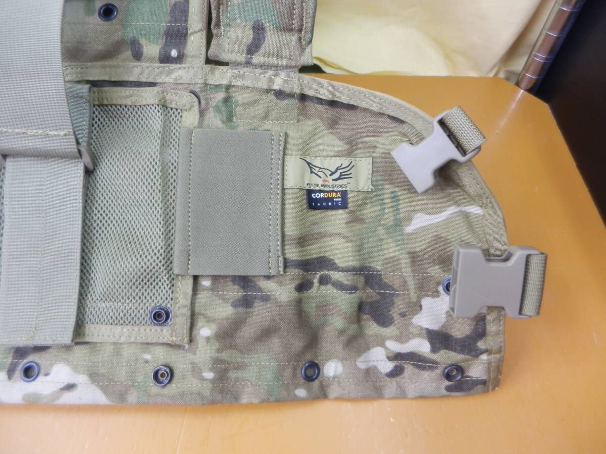 ☆3268 CORDURA コーデュラ FLY INDUSTRIES フライインダストリーズ ミリタリー ベスト サバゲー 中古品_画像9