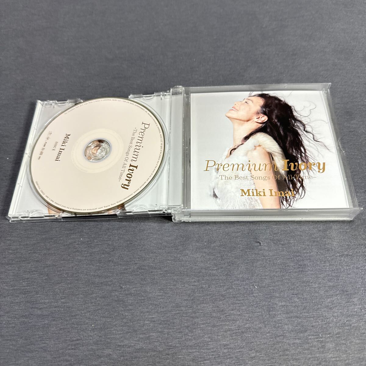 Premium Ivory -The Best Songs Of All Time- (初回限定盤) (2CD+DVD) (UHQ-CD仕様)_画像3