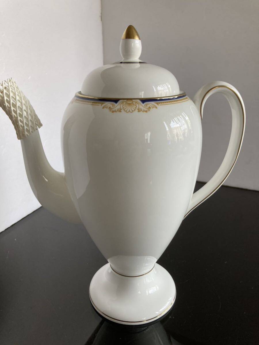 新品未使用◆WEDGWOOD ウェッジウッド　CAVENDISH　キャベンディッシュ　ティーポット　カップ＆ソーサー 5客セット　黒壺_画像6