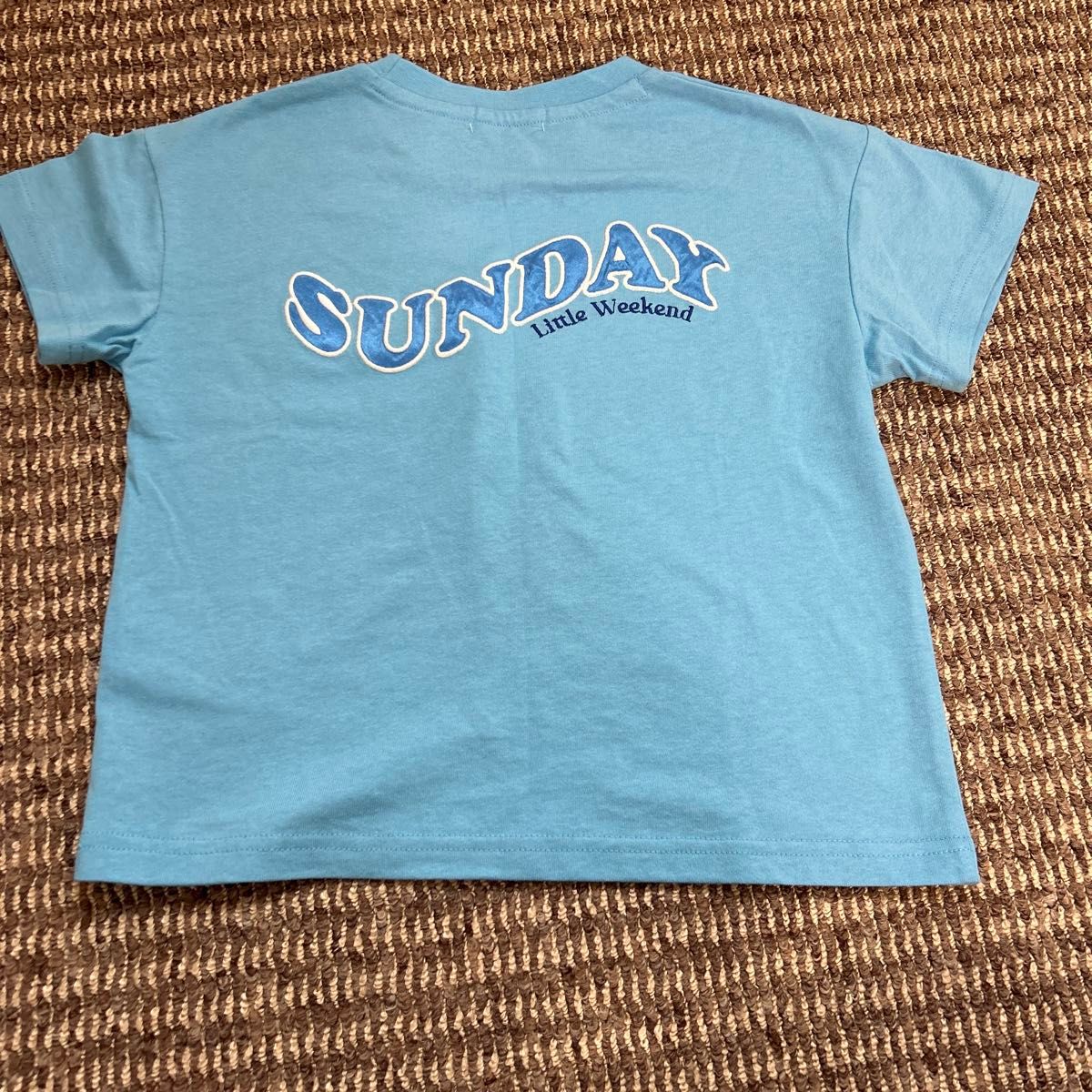 しまむら　リトルウィークエンド　SUNDAY 半袖Tシャツ　110cm 刺繍