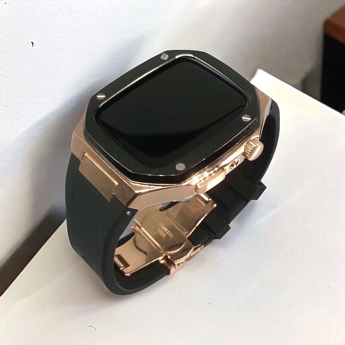 Newrbrgb★アップルウォッチバンド ラバーベルト カバー　Apple Watch ケース　44mm 45mm