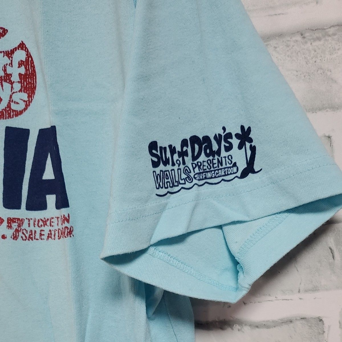 未使用☆ SURFDAY`S　Tシャツ　L　水色　バックプリント可愛い　サーフデイズ