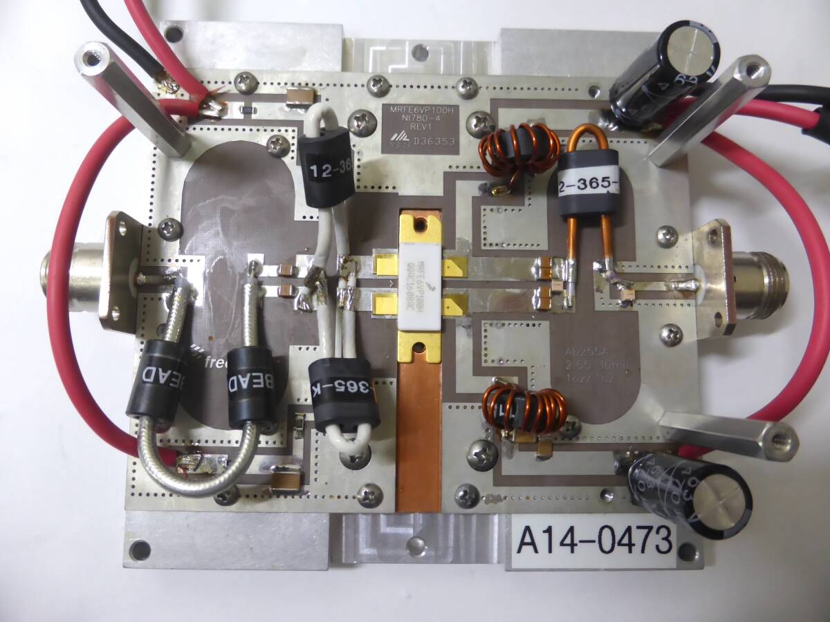 Freescale フリースケール　RF POWER LDMOS TRANSISTORS MRF6VP100H 及び　パワーアンプ評価基板のセット_画像1