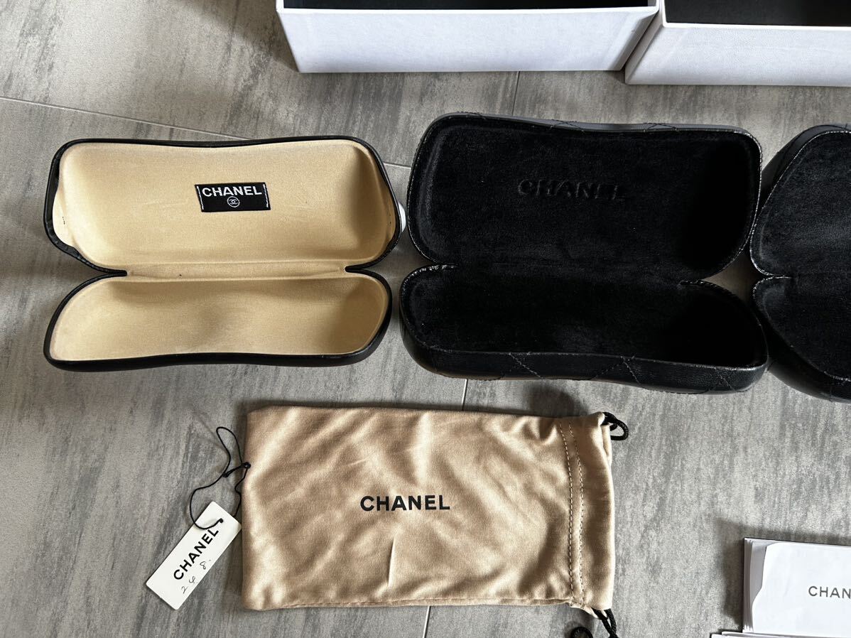 CHANEL Chanel sunglasses case glasses case empty box black glasses case matelasse 