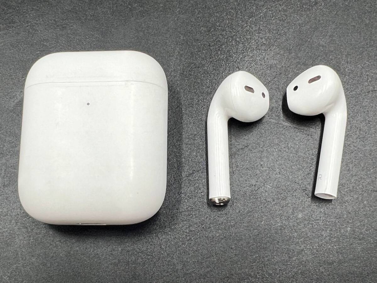 Apple/アップル Air Pods/エアーポッズ 第2世代 A2032 A2031 ワイヤレス イヤホン ケース EMC3185 Bluetooth/ブルートゥース エアポッズ _画像1