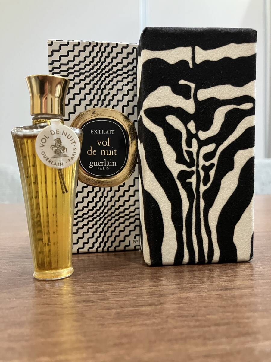 M【5ｄ73】GUERLAIN ゲラン Vol de nuit　EXTRAIT パリ 香水 ミニボトル ゼブラ柄 箱付き 中古 残量多め ほぼ未使用 匂い フレグランス_画像1