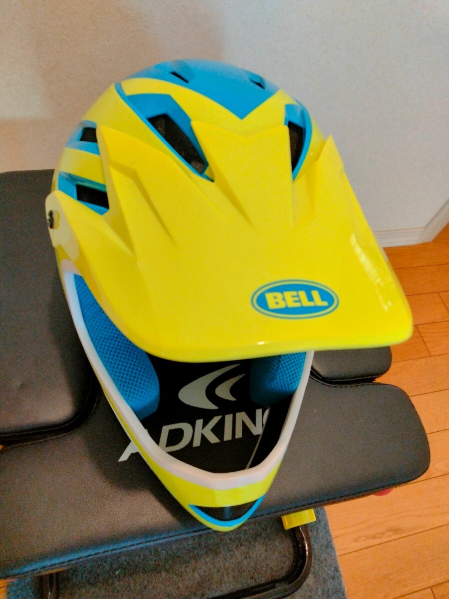 【未使用】BELL ヘルメット マウンテンバイク ダウンヒル BMX　LサイズですがMサイズ相当