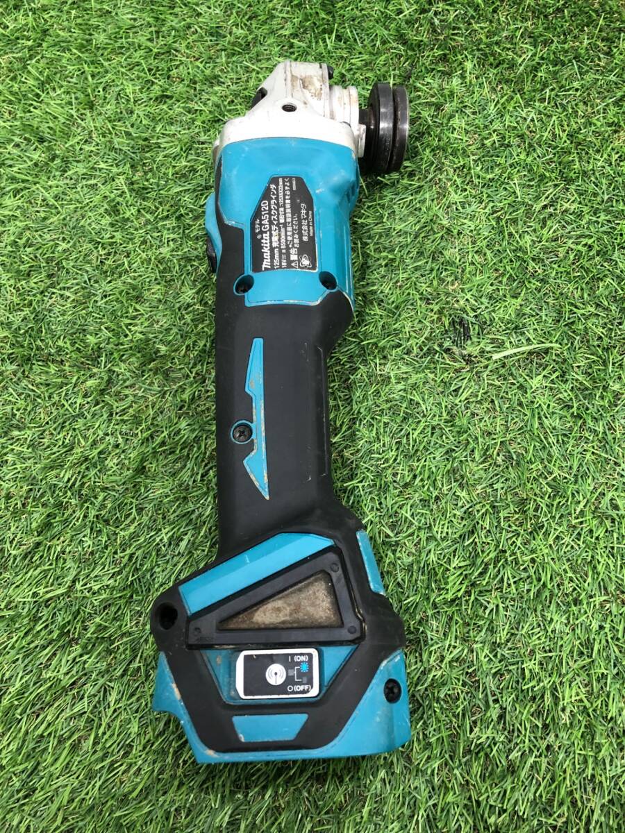 【中古品】★マキタ(Makita) 125ミリ充電式ディスクグラインダ 18V バッテリ・充電器・ケース別売 GA512DZ　IT3G2AM1GJBK_画像6