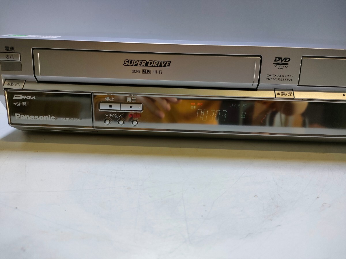 E358( used present condition, immediately shipping ) Panasonic VHS one body DVD recorder DMR-E75V( power supply attaching )