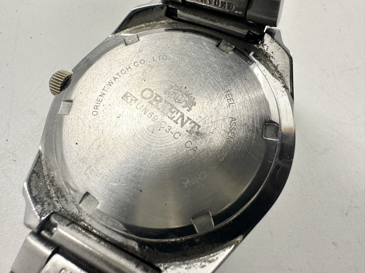 【4T83】1円スタート ORIENT Crystal 5 BAR / UN59-C3-C オリエント クオーツ デイト メンズ 腕時計の画像8