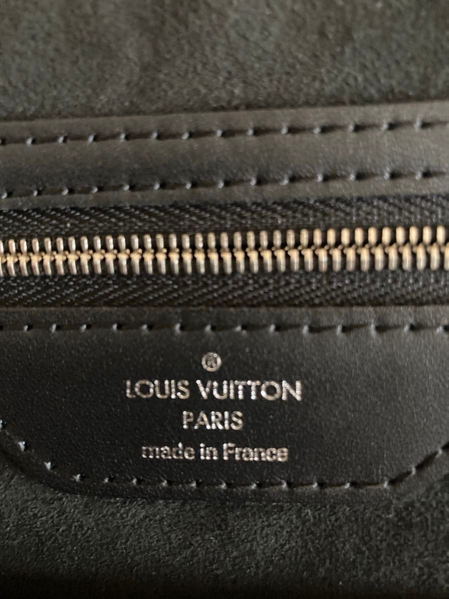 LOUIS VUITTON M54562 POCHE DOC クラッチバック 書類ケース ギフトレシート付き