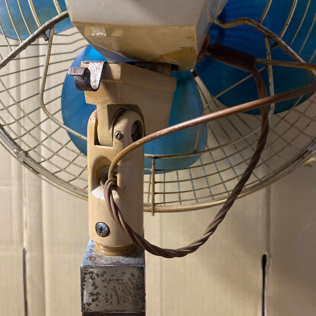 東芝 35cm 扇風機 CRYSTAL ZEPHYR SF-35C 昭和レトロ アンティーク 中古品_画像8