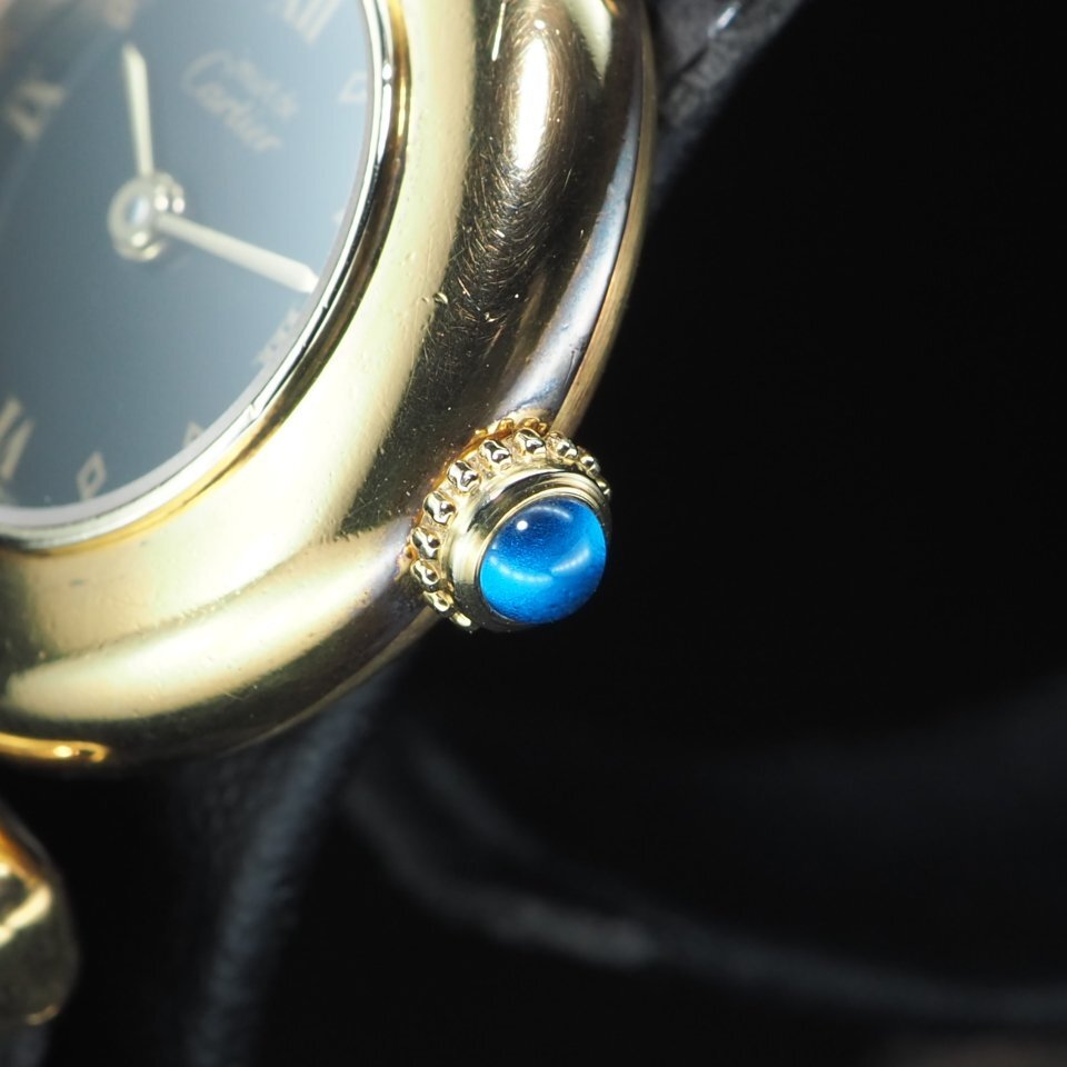 【電池交換済み】 Cartier カルティエ マストコリゼ 590002 SV 革 QZ 黒 文字盤 ソフトケース 保証書 レディース 腕時計 「24059」_画像4