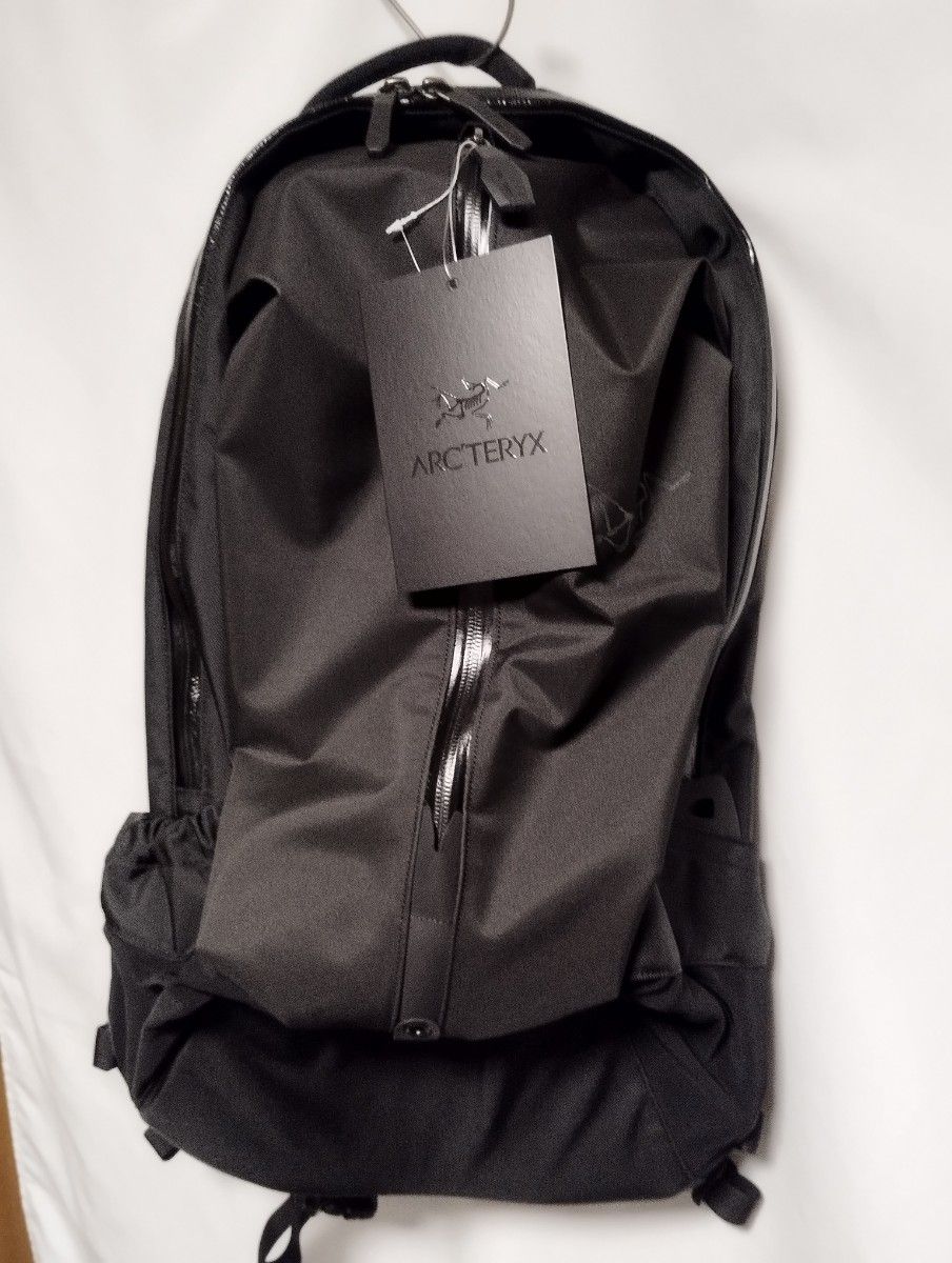 値下げ【新品 未使用】【ARC'TERYX】アークテリクス ARC'TERYX / Arro 22 Backpack BLACKⅡ