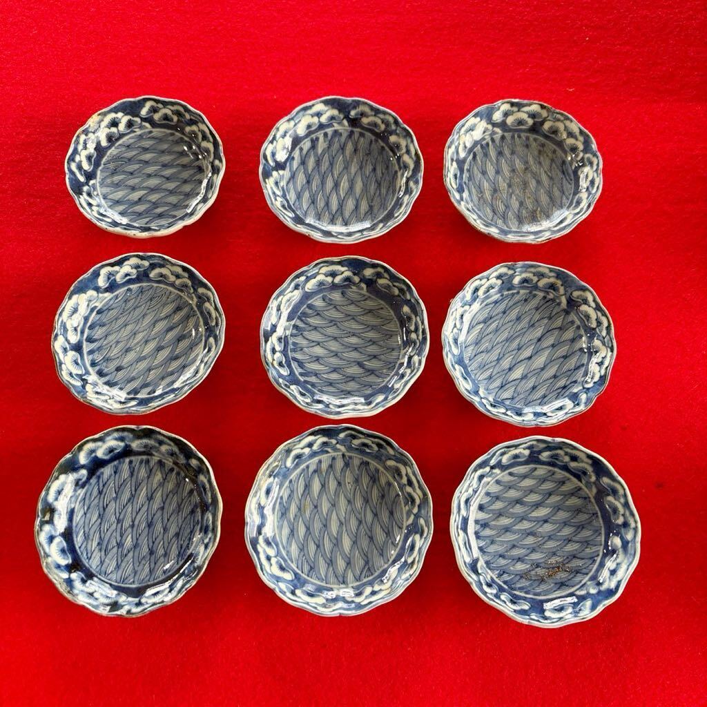  old clay .. year made legume plate 9 sheets blue and white ceramics 