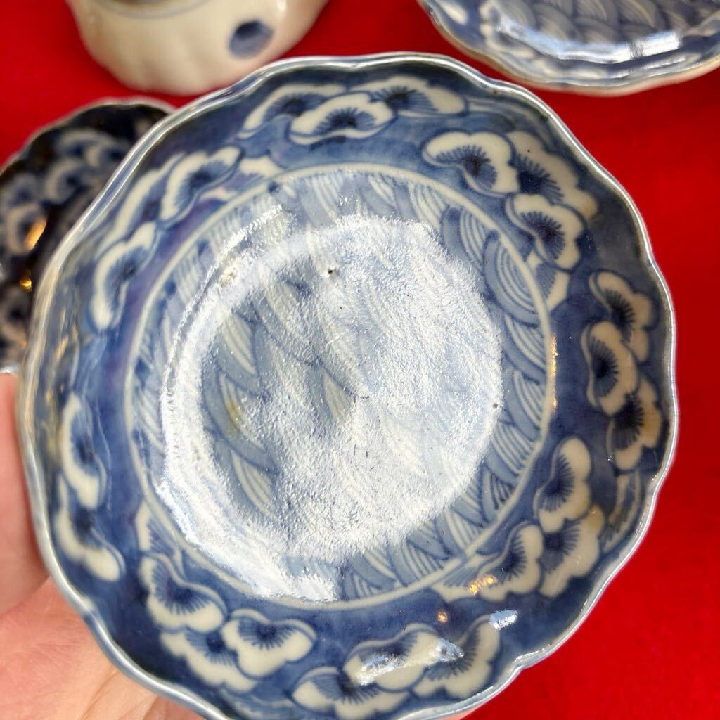  old clay .. year made legume plate 9 sheets blue and white ceramics 