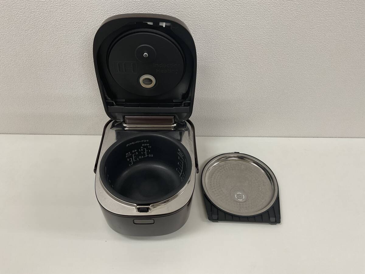 【A242】中古品 Panasonic パナソニック 大火力おどり炊き ダイヤモンド銅釜 IHジャー炊飯器 SR-HX10E6 ブラウン 1.0L 2019年製 動作確認済_画像5