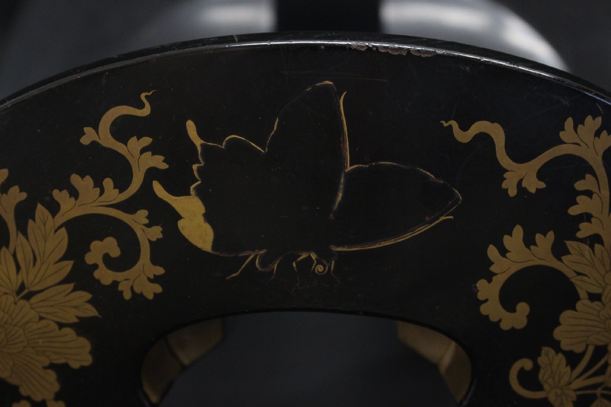 ^v flower butterfly . map gold lacqering saddle . writing . many river structure . harness Edo tree, black lacquer, gold lacqering 36.5×41×26cm 2.26. armour / armour / armor ^v