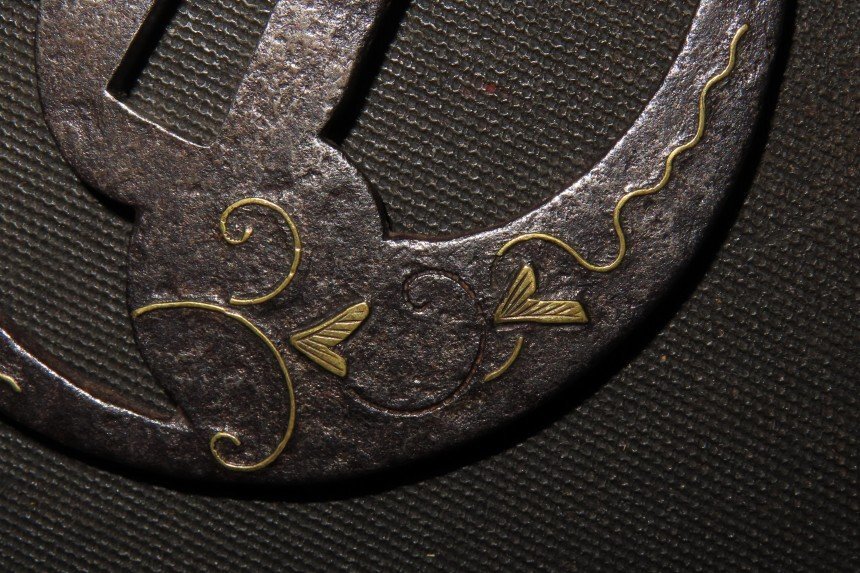 ▲▽平安城巴透鍔 江戸 鉄、真鍮象嵌、透かし 箱付 直径7.6×0.4ｃｍ 80/170ｇ▲▽の画像10