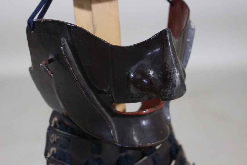 ^v surface . long sword . Edo iron, black lacquer 24.5×15.5×12.5cm 510g armour / armour / armor ^v