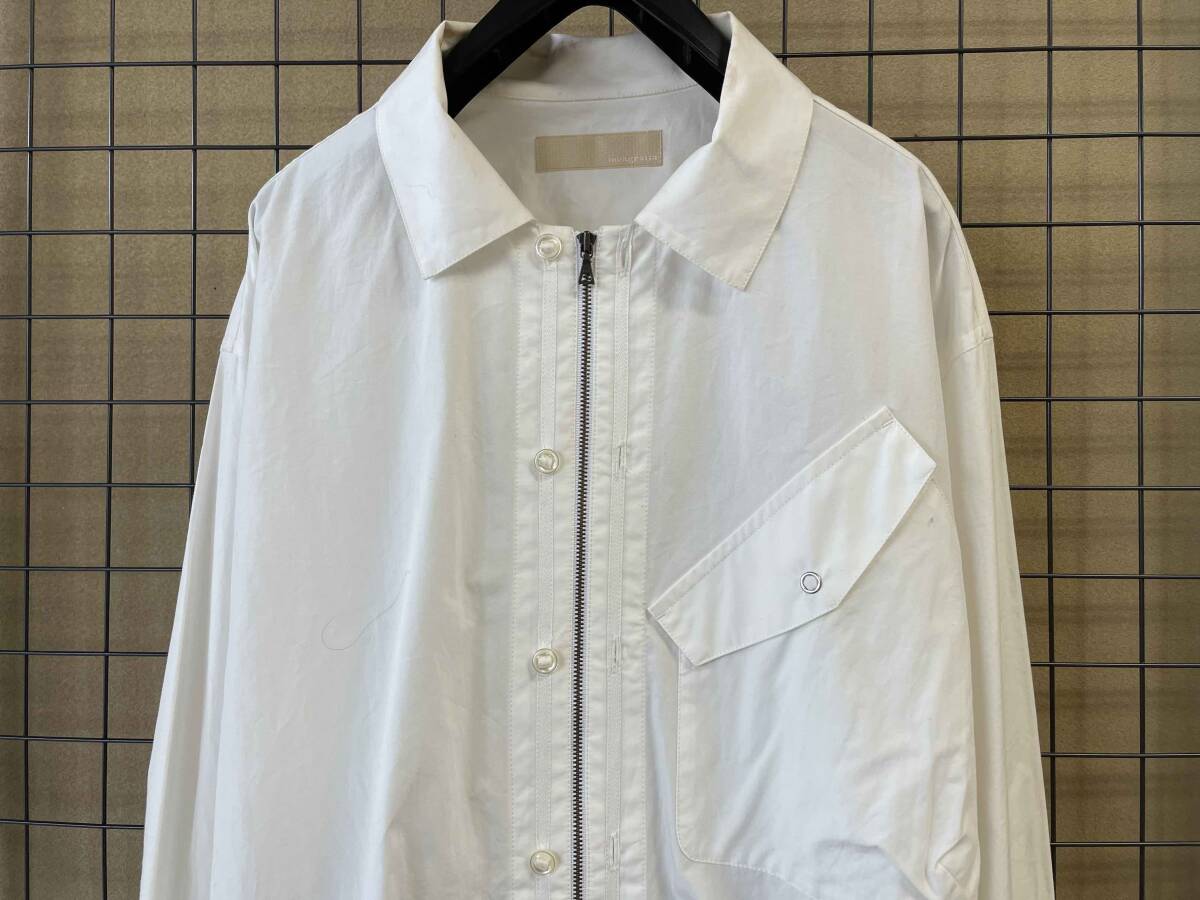 【meagratia/メアグラーティア】Zip-up 2way Shirt WHITE ジップアップ 2ウェイ シャツ ミリタリーデザイン パラシュートボタン の画像2