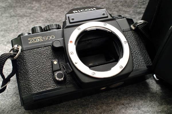 RICOH リコー製 Kマウント専用一眼レフカメラ XR-500 ボディ +（純正ケース付）作動品 （腐食無し）の画像2