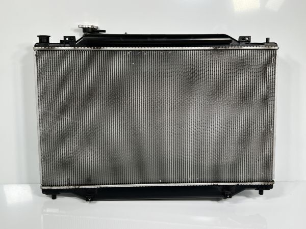 美品/変形漏れなし CX-5 KF2P CX-8 KG2P ディーゼル 純正 ラジエーター ラジエター SH9V-15-200 023000-0470 管理23262_画像4