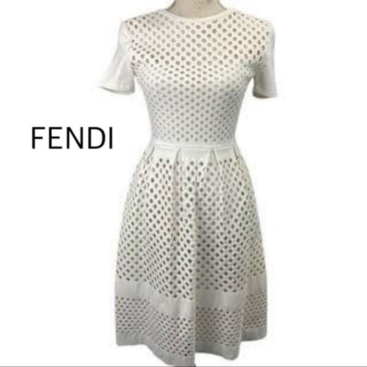 フェンディ   FENDI ホワイトワンピース 白