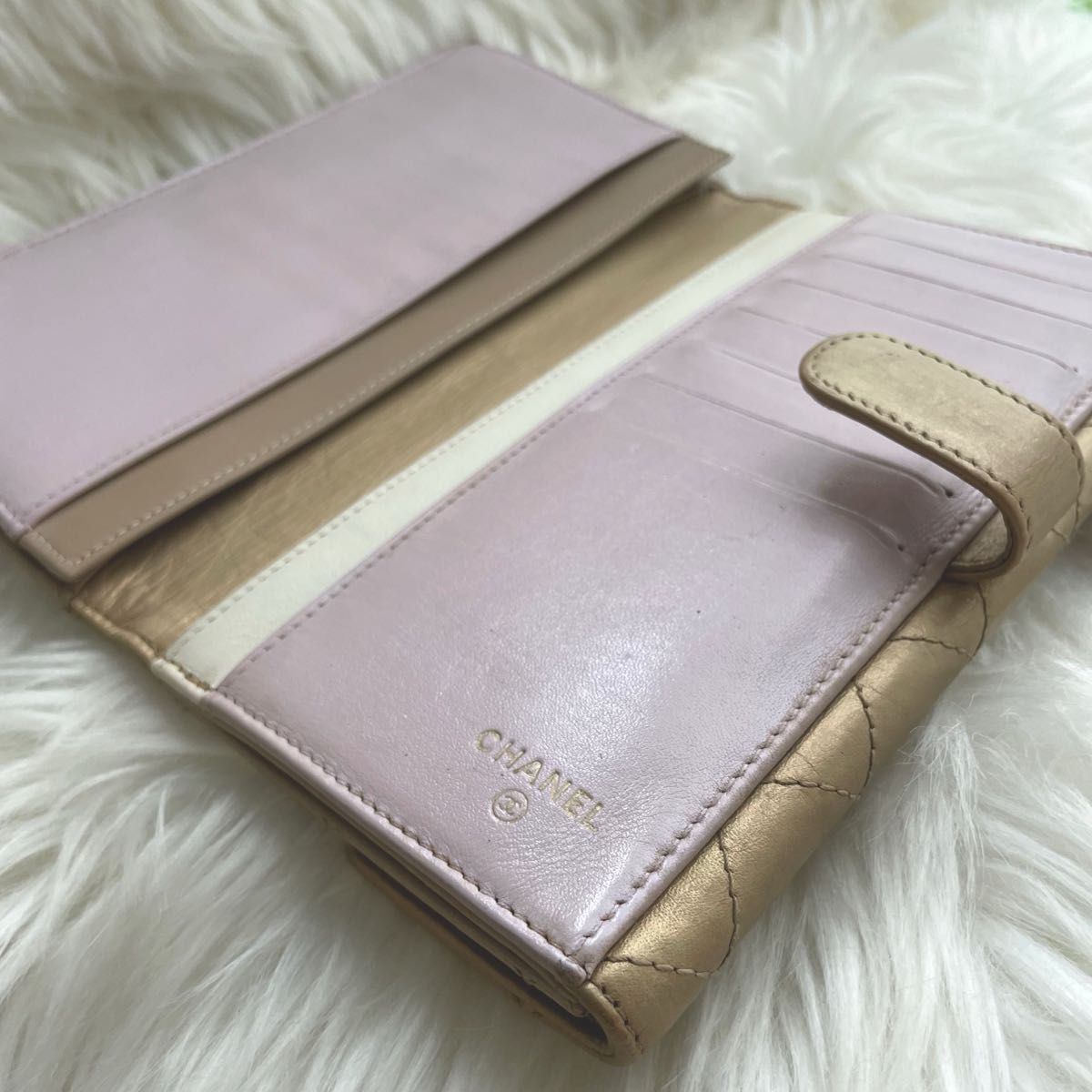 シャネル CHANEL二つ折り 長財布 ココマーク マトラッセ シャネル CHANEL二つ折り 長財布 ココマーク マトラッセ