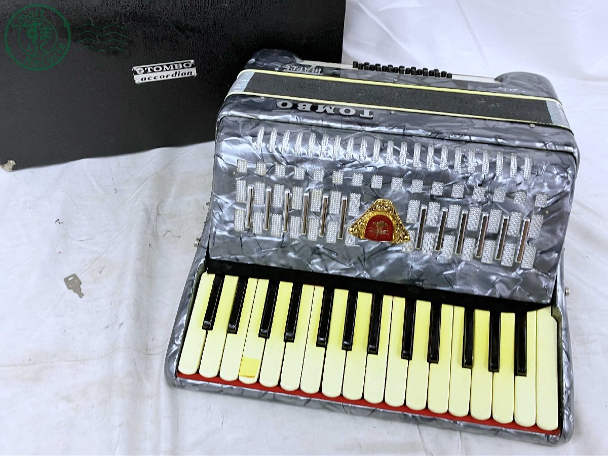 2404604940 * TOMBO dragonfly T24B accordion 30 keyboard Junk keyboard instruments Vintage used 