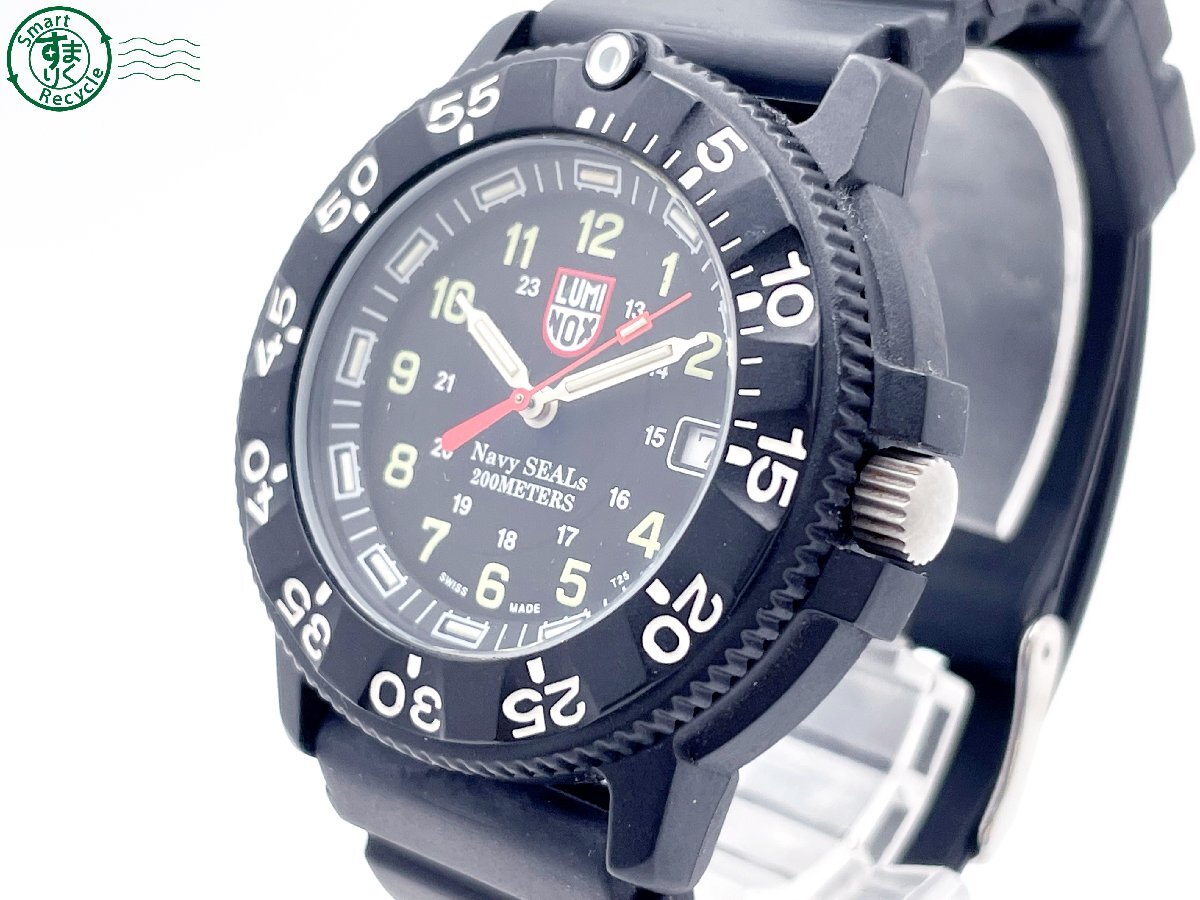 2405601973　＃ 1円～！ LUMINOX ルミノックス NAVY SEALS ネイビーシールズ 3000/3900 クォーツ デイト 腕時計 黒字盤 ブラック ケース付_画像3