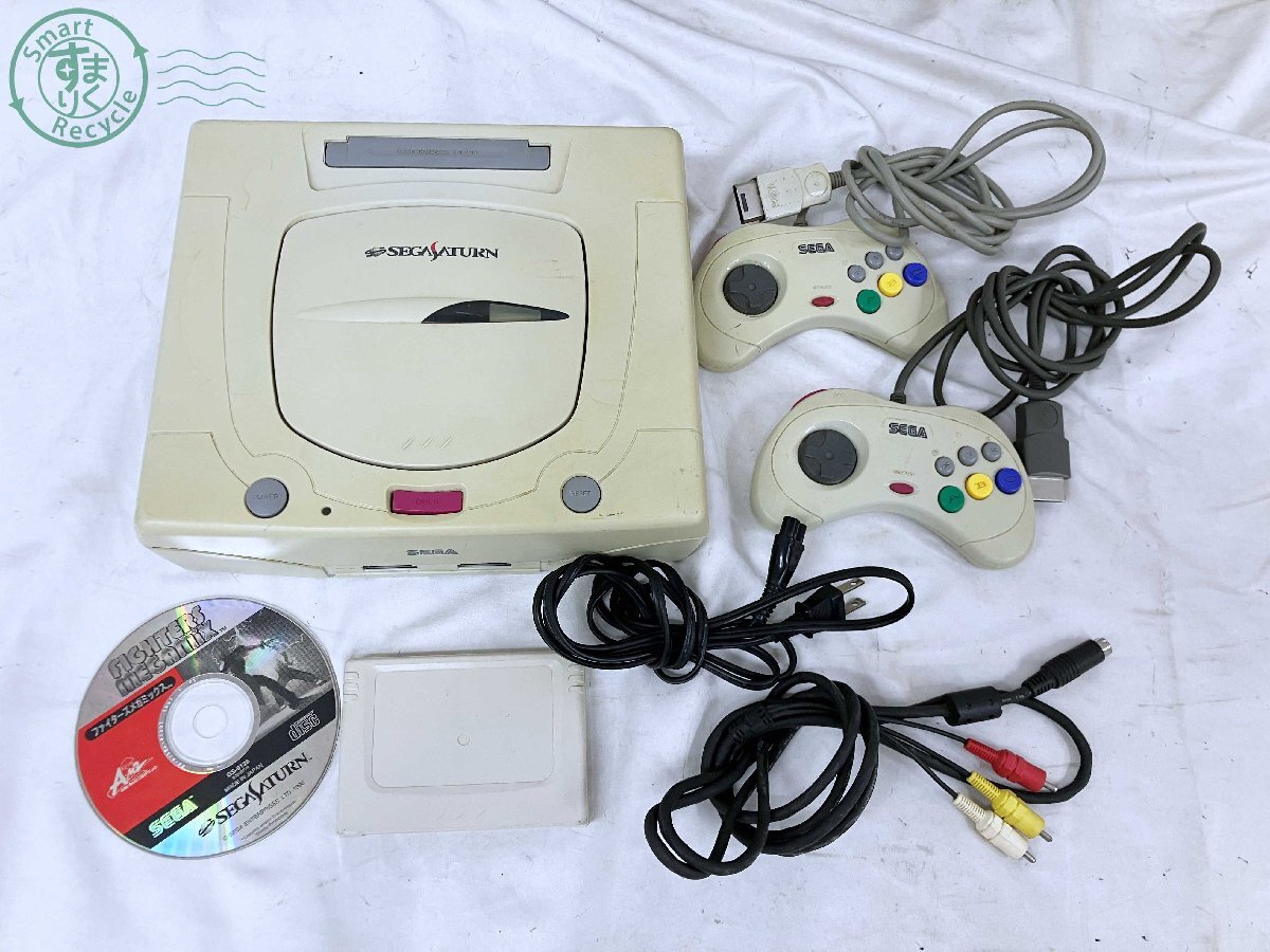 2405602485　★ SEGA SATURN セガサターン セガ SEGA 本体 HST-3220 コントローラー ソフト ファイターズメガミックス ジャンク 中古_画像1