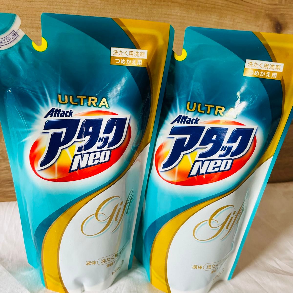 ハミングNeo ホワイトフローラル 本体 400ml ウルトラアタックネオ×2