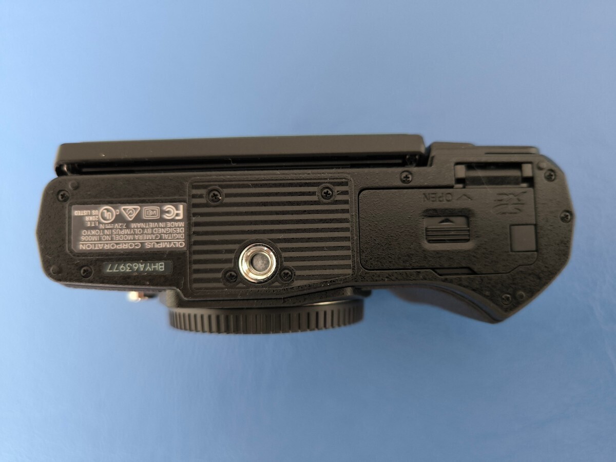 OLYMPUS　OM-D　E-M10 Mark III ブラック　極美品_画像6