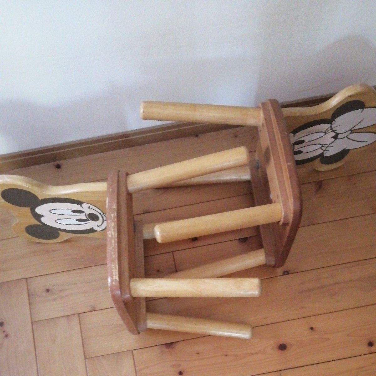 KATOJI キッズチェア Disney ミッキー ミニー 2脚セット 送料込 レトロ ディズニー ベビーチェア 木製椅子