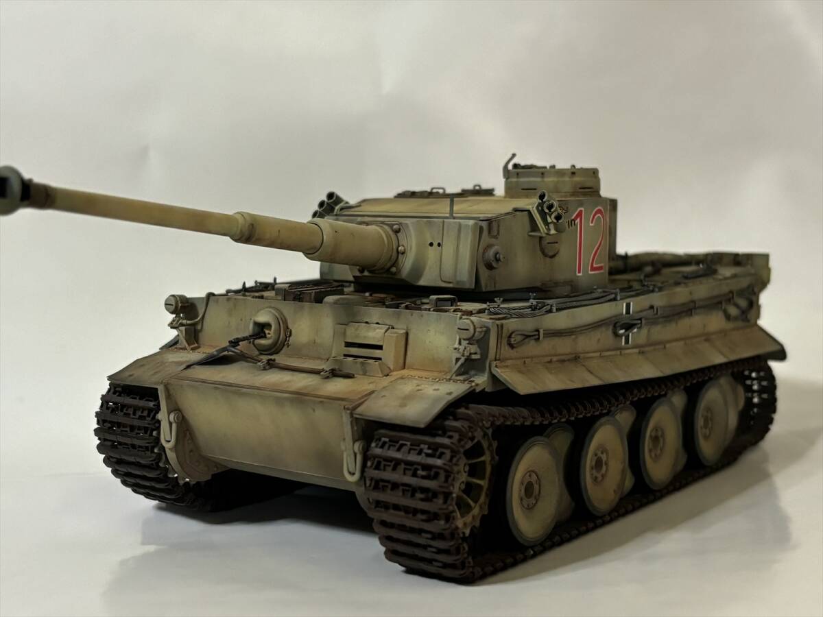 ドラゴン 1/35 WW.II ティーガーI 極初期型 第501重戦車大隊 車体番号121 チュニジア 1943年 完成品の画像2