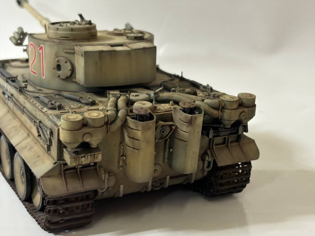 ドラゴン 1/35 WW.II ティーガーI 極初期型 第501重戦車大隊 車体番号121 チュニジア 1943年 完成品の画像9