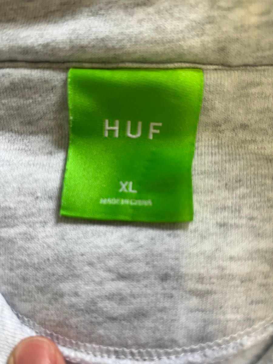 HUF ハーフジップ