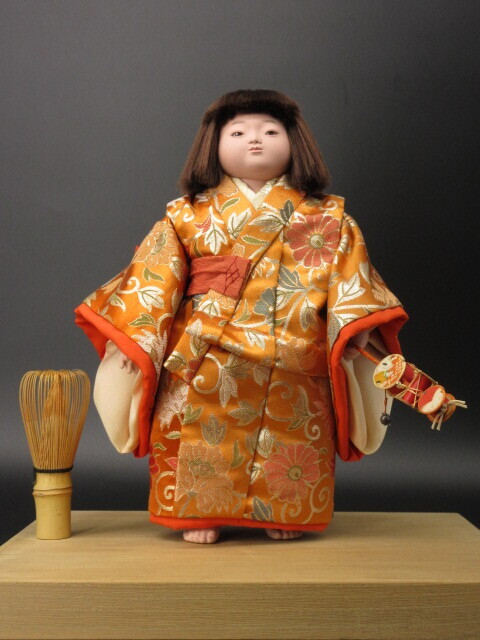 平田陽光 「童女」(H28.5cm) 在銘 衣裳人形 兄 平田郷陽 (人間 平田陽光 「童女」(H28.5cm) 在銘 衣裳人形 兄 平田郷陽 (人間
