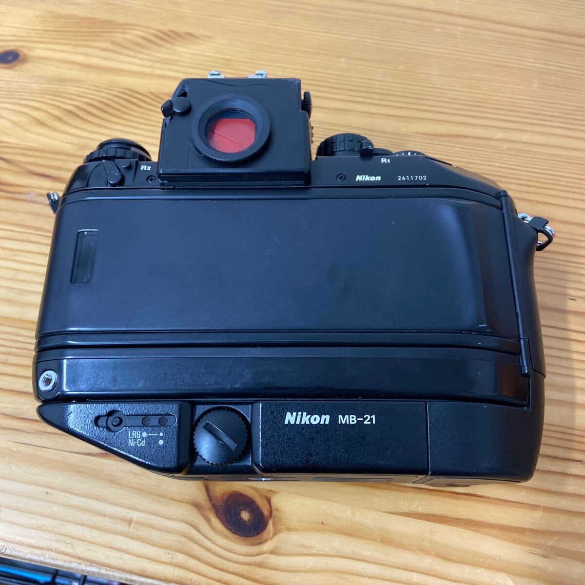 UTt503 Nikon F4 MB-21 フィルム一眼レフカメラ ボディ 現状品の画像8