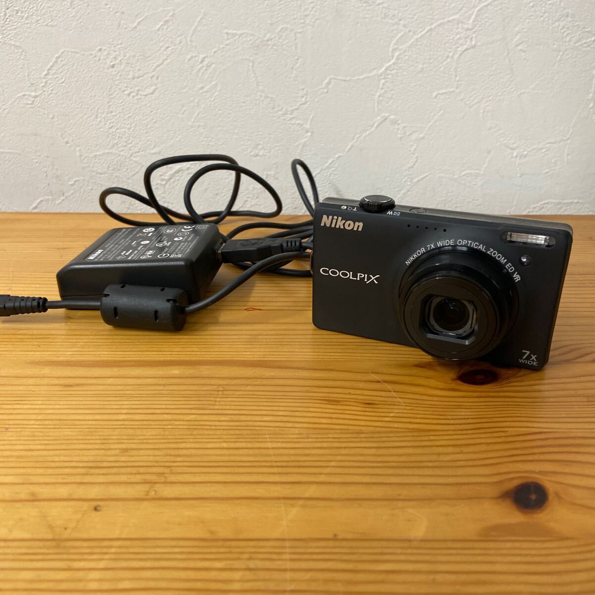 UTt546 Nikon コンパクトデジタルカメラ COOLPIX S6000 5-35mm 1:3.7-5.6 現状品 ジャンク扱いの画像1