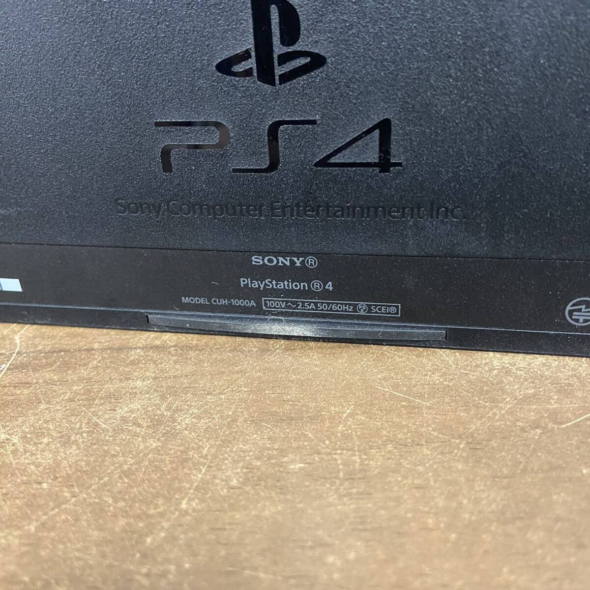 UTn825 SONY ソニー PlayStation 4 PS4 CUH-1000A ジェットブラック 本体+コントローラー×4個付き 動作未確認 現状品_画像7