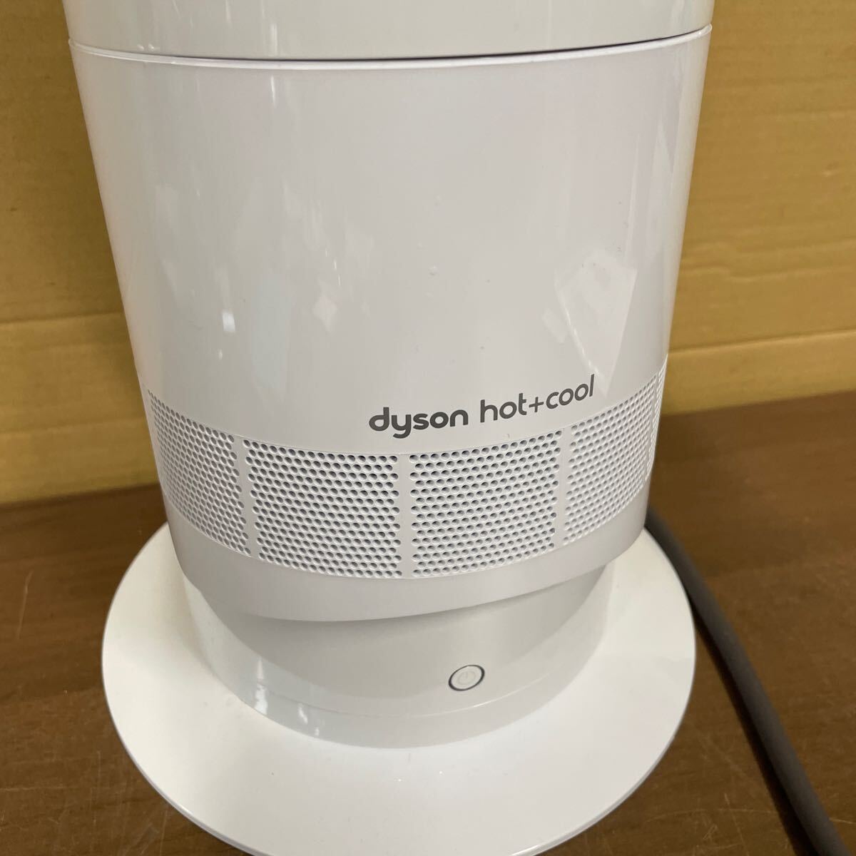 UTs304 【動作品】 dyson ダイソン AM09 hot+cool セラミックファンヒーター ホワイト 2023年製 _画像3
