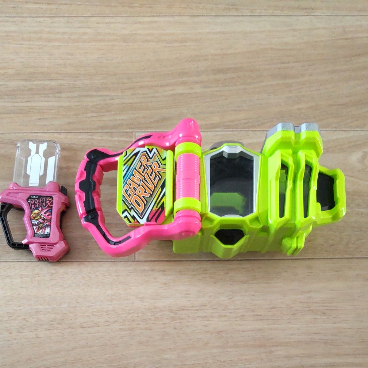 仮面ライダーエグゼイド 変身ベルト DXゲーマドライバー|Yahoo 仮面ライダーエグゼイド 変身ベルト DXゲーマドライバー|Yahoo