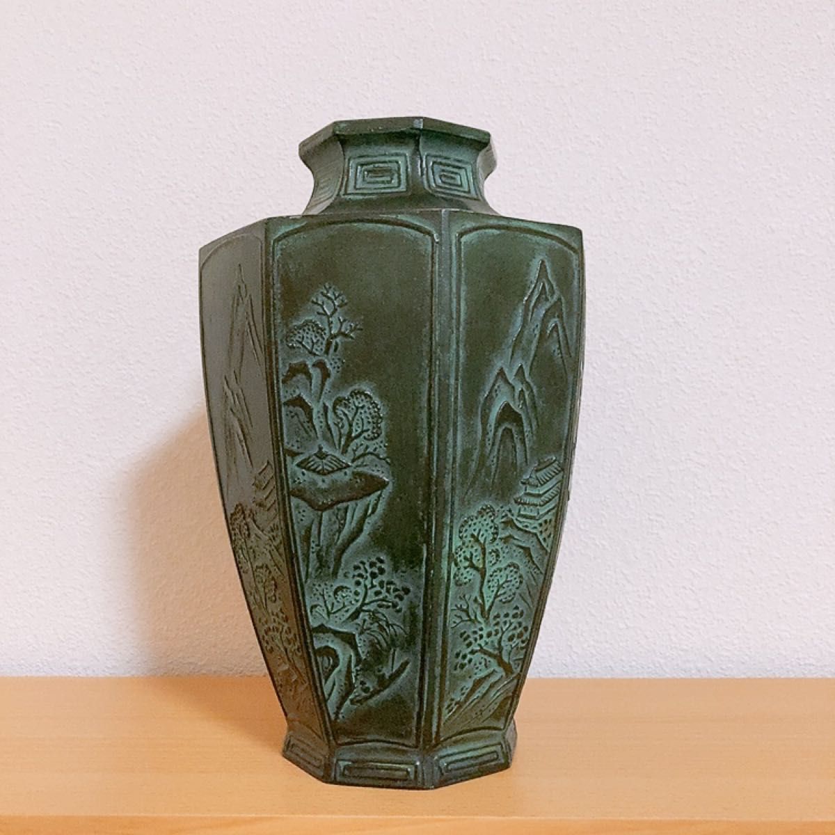 鳳州作 青銅八角花瓶 骨董品|Yahoo!フリマ(旧PayPayフリマ) 鳳州作 青銅八角花瓶 骨董品|Yahoo!フリマ(旧PayPayフリマ)