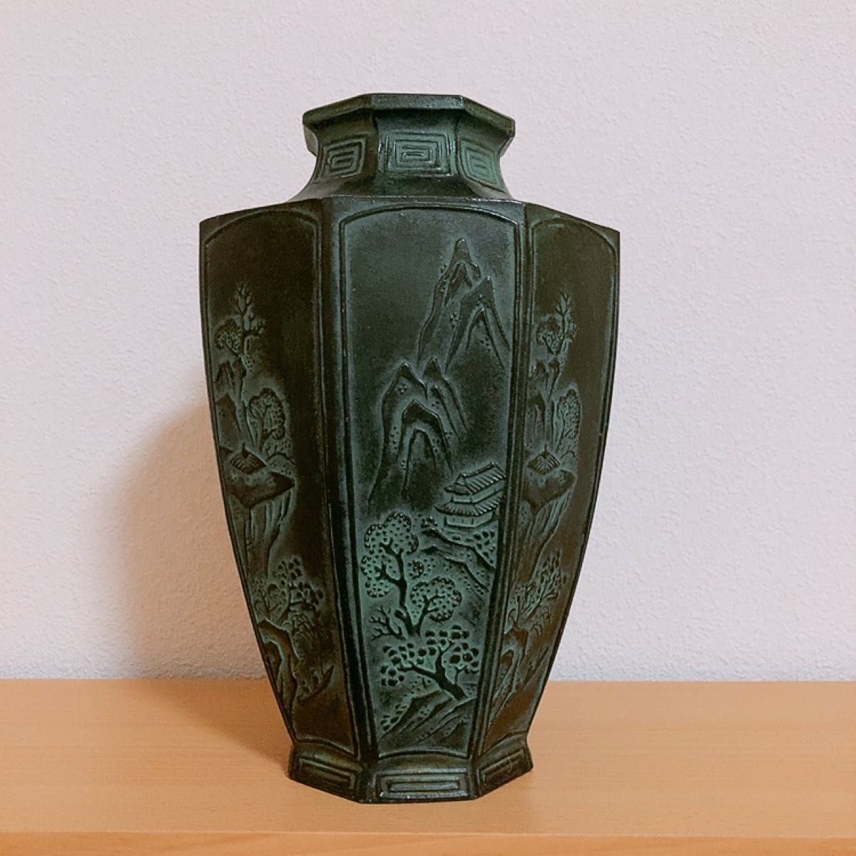 鳳州作 青銅八角花瓶 骨董品|Yahoo!フリマ(旧PayPayフリマ) 鳳州作 青銅八角花瓶 骨董品|Yahoo!フリマ(旧PayPayフリマ)